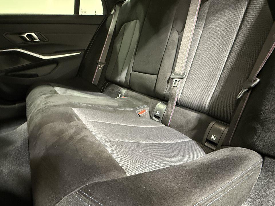 BMW 320 320d Touring xDrive