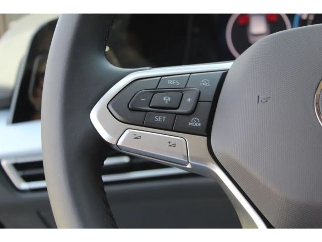 Volkswagen Golf 1.5 TSI DSG