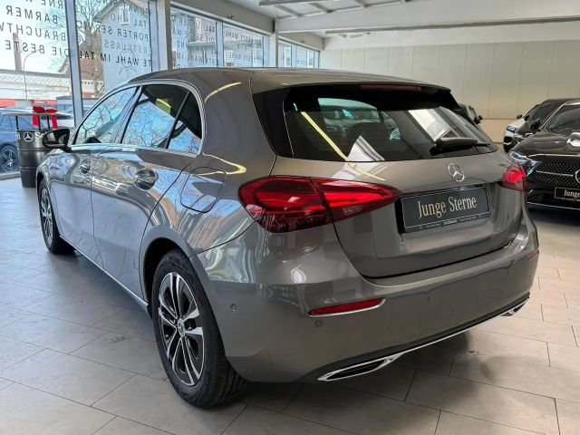 Mercedes-Benz A 200 Progressive