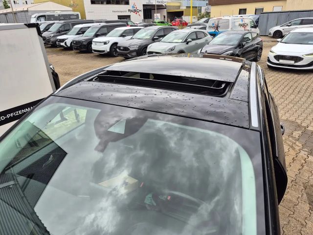 Ford Kuga Plug in Hybrid Titanium X