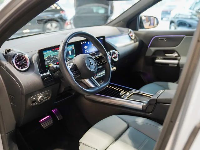 Mercedes-Benz EQA 350 4MATIC AMG Line