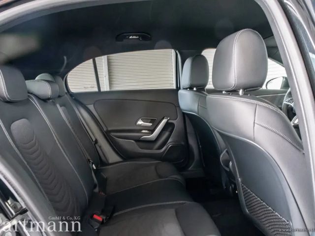 Mercedes-Benz A 200 Hatchback Progressive