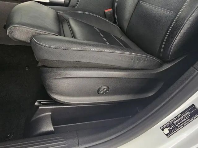 Mercedes-Benz GLB 200 AMG Line GLB 200 d