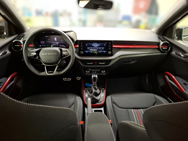 Skoda Fabia 1,0 TSI DSG LED PDC SHZ SMARTLINK