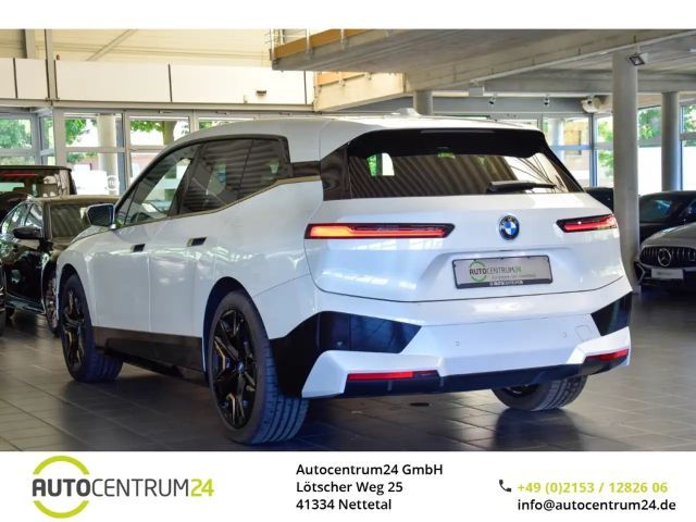 BMW iX 40 Massage HK Keyless 360 HUD Park+