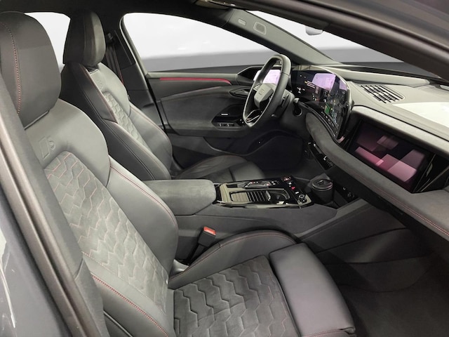 Audi A6 e-tron Avant Quattro