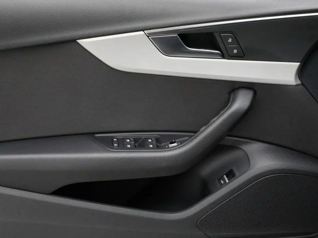 Audi A4 45 TFSI Quattro S-Tronic