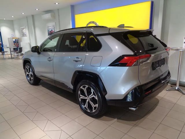 Suzuki Across E-Four Flash