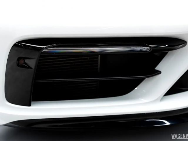 Porsche 992 Cabrio Carrera GTS