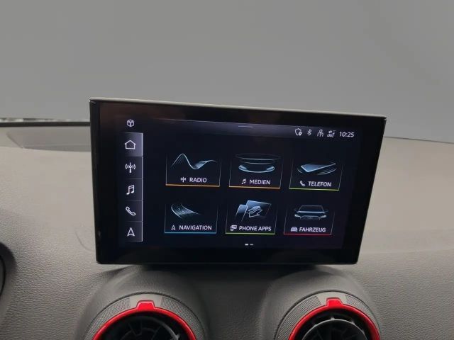 Audi Q2 35 TFSI S-Line