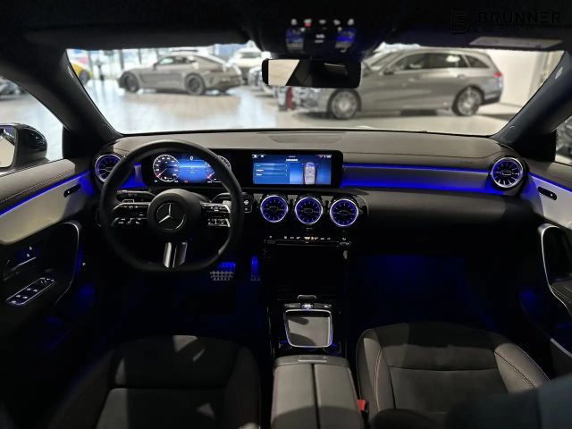 Mercedes-Benz CLA 200 AMG Line Shooting Brake