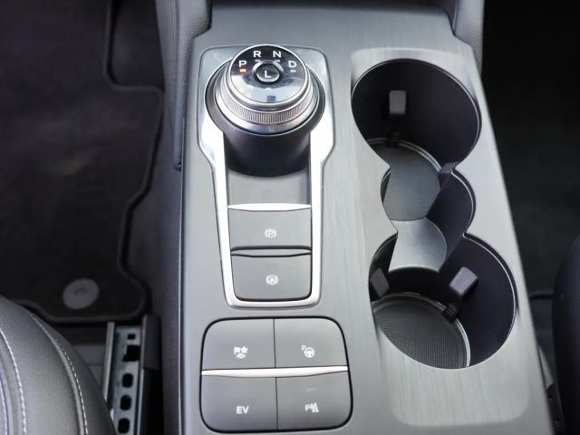 Ford Kuga Plug in Hybrid Titanium X