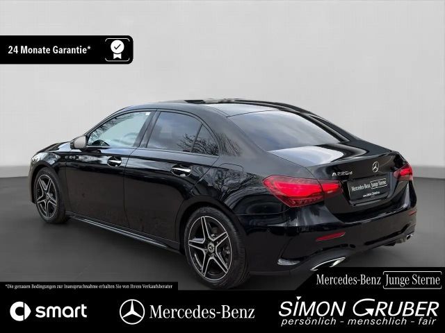 Mercedes-Benz A 220 A 220 d AMG Line