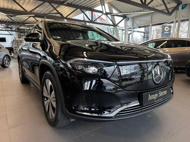 Mercedes-Benz EQA 300 4MATIC Progressive