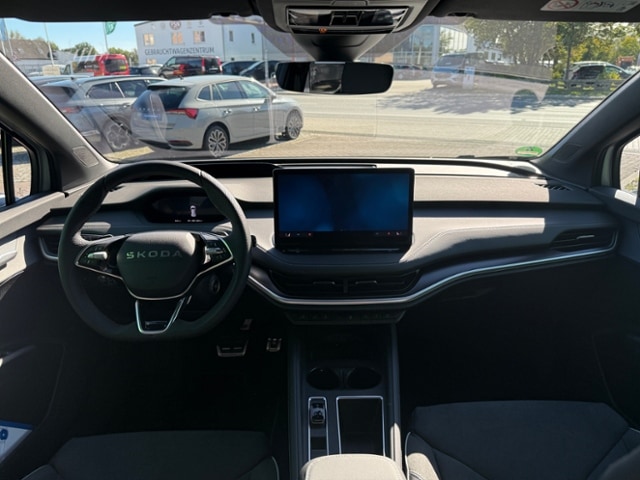 Skoda Enyaq 82 kWh 210 kW 1-Gang-Automatik MATRIX/PANO/AHK