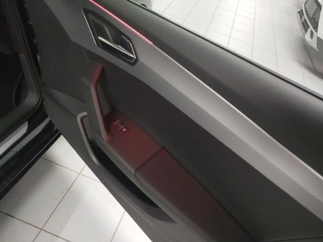 Seat Leon 2.0 TDI Black FR-lijn Sportstourer