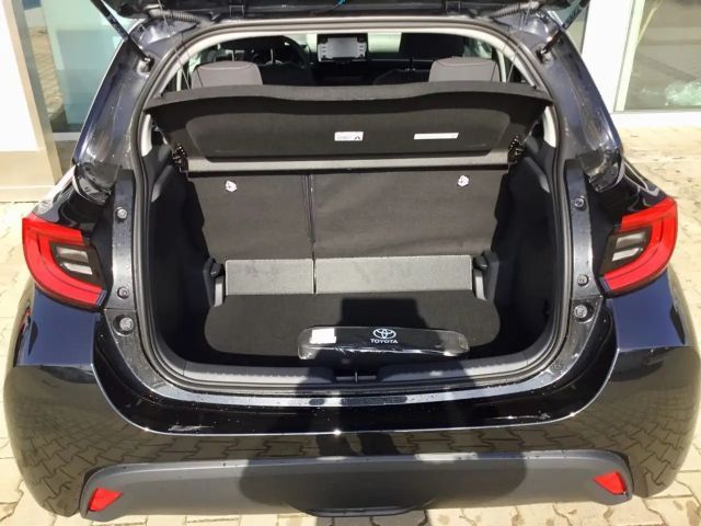 Toyota Yaris Hatchback Hybride VVT-i