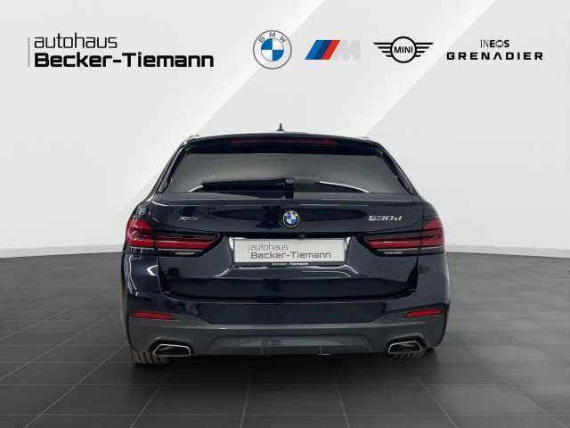 BMW 530 530d M-Sport Touring xDrive