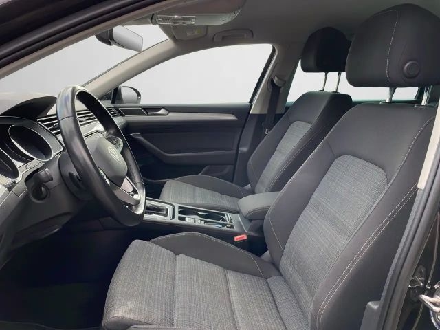 Volkswagen Passat 1.5 TSI Business DSG Variant