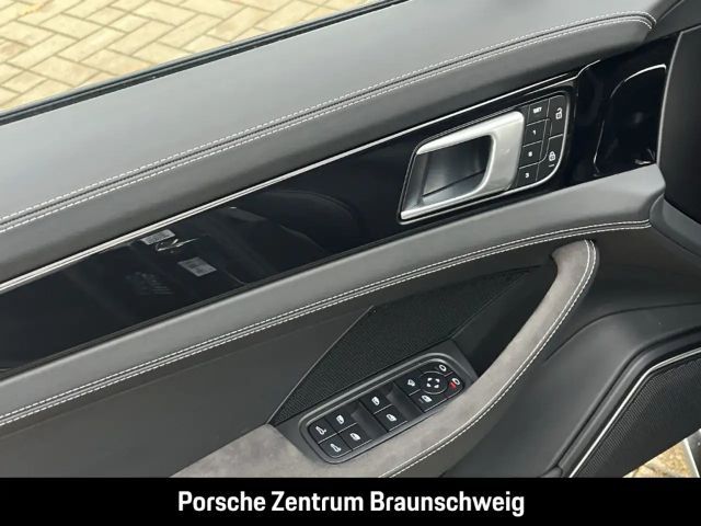 Porsche Panamera GTS Sport Turismo