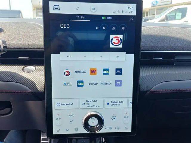 Ford Mustang Mach-E AWD Standard range