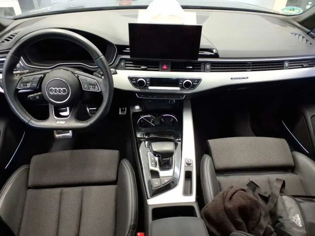Audi A4 40 TFSI Quattro S-Line