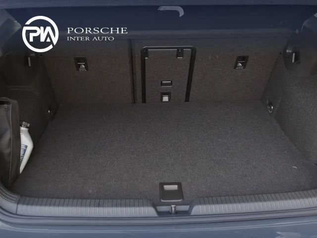 Volkswagen Golf DSG Style eHybrid