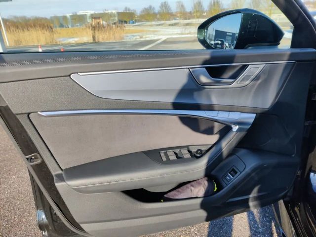 Audi RS6 4.0 TFSI Avant Quattro