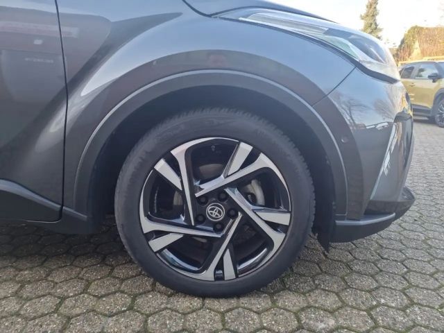 Toyota C-HR Hybride Team D