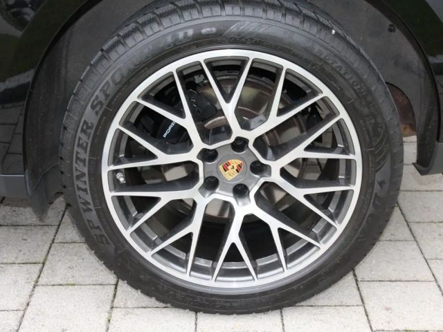 Porsche Macan Lederpaket*18 Wege*PDLS+*Kamera*20"Spyder