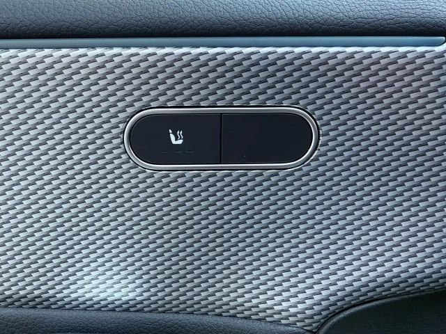 Mercedes-Benz CLA 200 °Shzg°Navi°TWA°Spur°RFK°BT