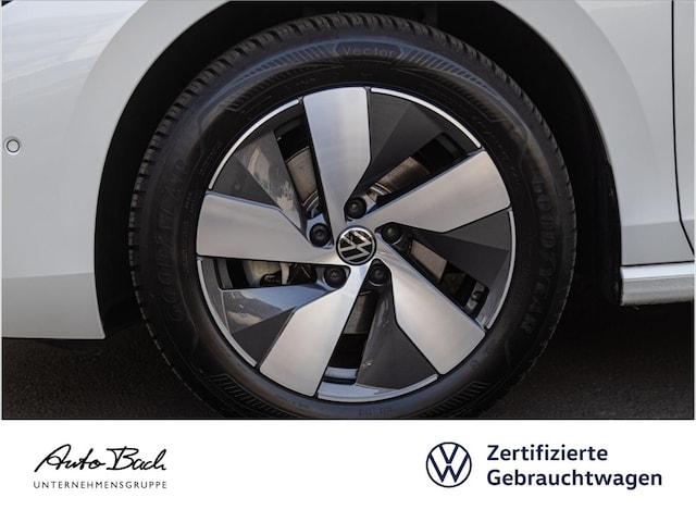 Volkswagen Passat 1.5 eTSI Business DSG Variant