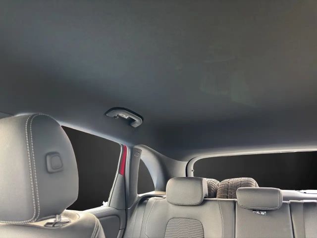 Mercedes-Benz B 200 Progressive Sedan