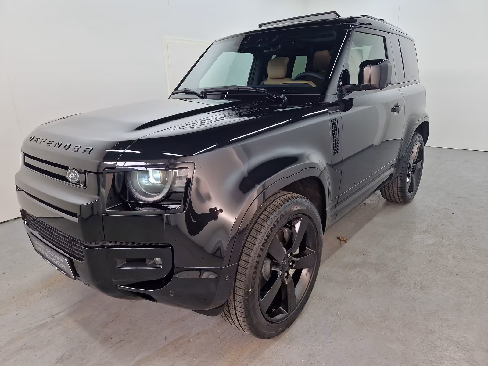 Land Rover Defender 90 Dynamic SE