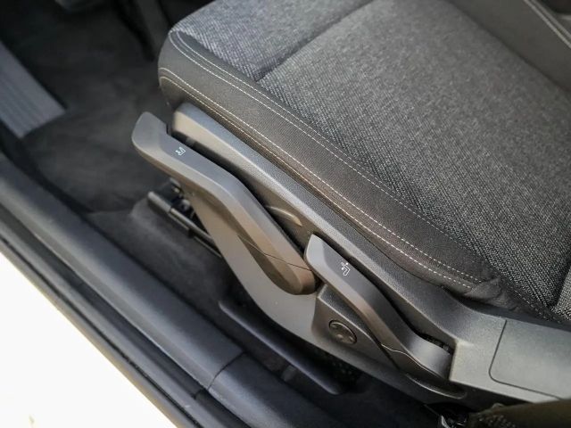 BMW 220 220i Active Tourer