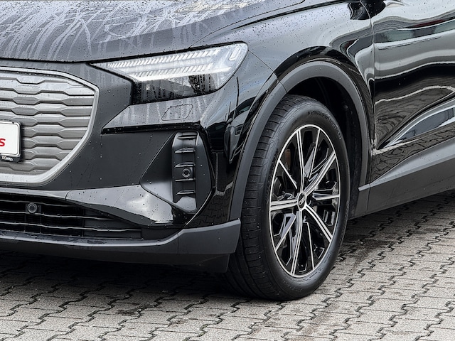 Audi Q4 e-tron SUV 45 e-tron Audi Q4 e-tron