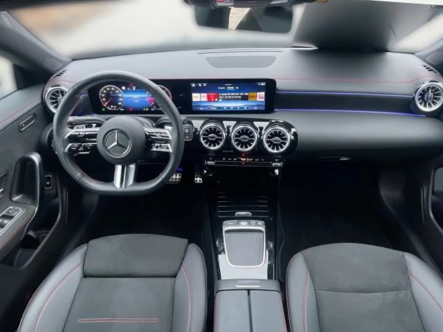 Mercedes-Benz CLA 200 AMG Line CLA 200 d Coupé