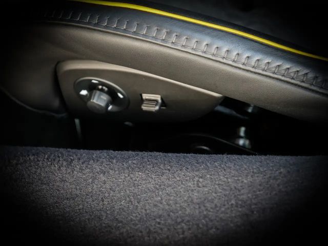 McLaren Artura Spider