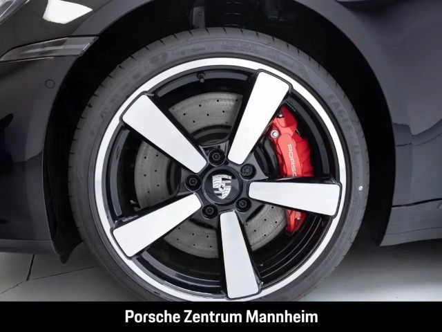 Porsche 992 Cabrio Carrera S