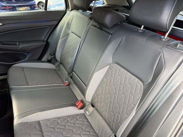 Volkswagen Golf 2.0 TDI DSG Golf VIII Variant