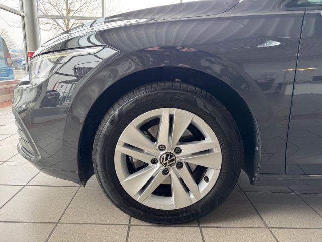 Volkswagen Golf Life Variant