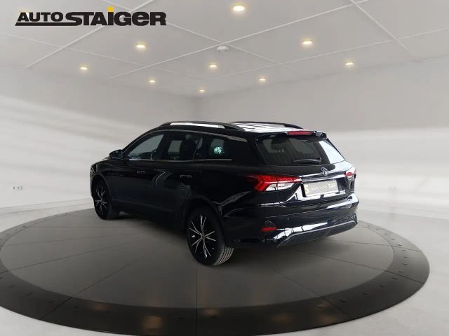 MG MG5 Luxury Standard range