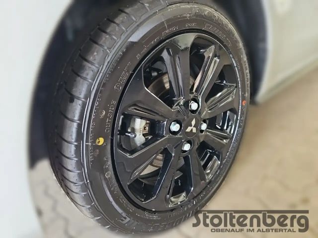 Mitsubishi Space Star Star