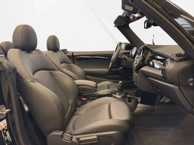 MINI Cooper Cabrio *** CABRIO *** CLASSIC TRIM *** AUTOMATIK ***