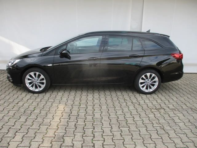 Opel Astra Sports Tourer Ultimate