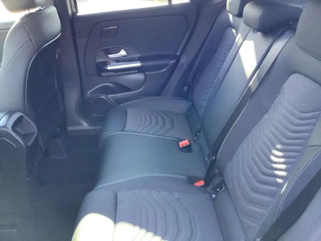 Mercedes-Benz GLA 220 4MATIC Progressive