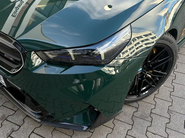 BMW M5 Touring Akrapovic KW V4 M-Performance