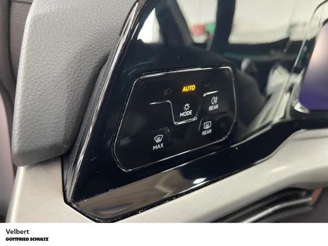 Volkswagen Golf 1.5 TSI Life Variant