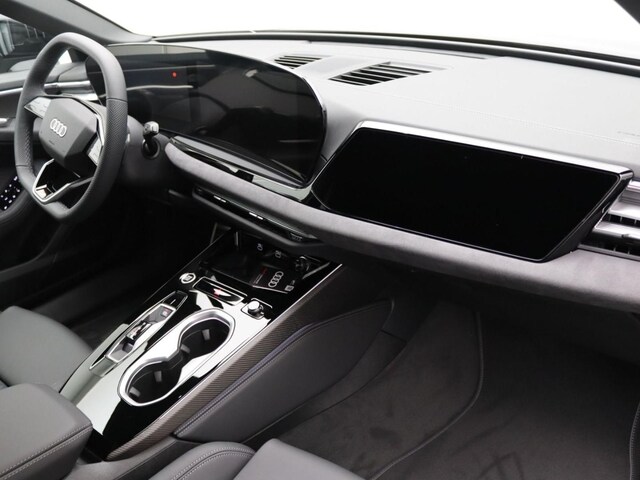 Audi A6 Avant Quattro S-Tronic