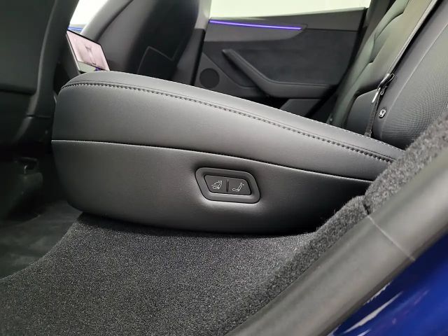 Tesla Model Y AWD Long Range